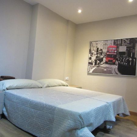 Apartamentos Adressadors บาเลนเซีย ภายนอก รูปภาพ