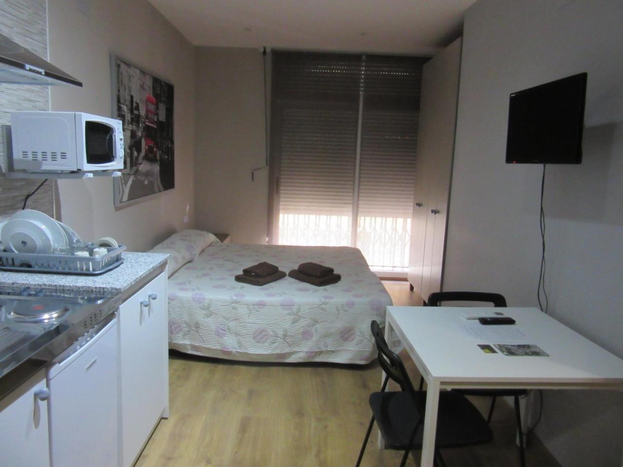 Apartamentos Adressadors บาเลนเซีย ภายนอก รูปภาพ