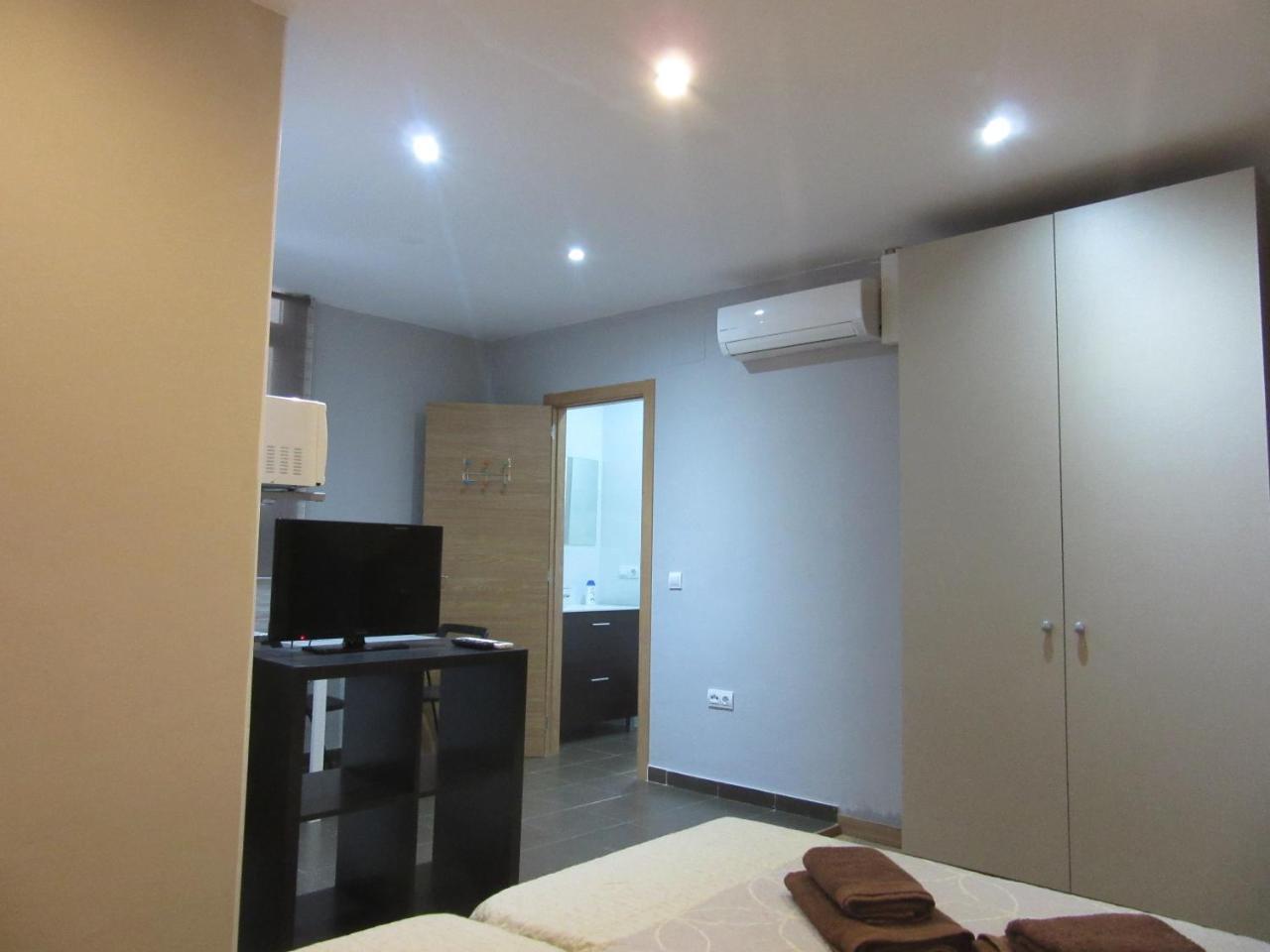 Apartamentos Adressadors บาเลนเซีย ภายนอก รูปภาพ